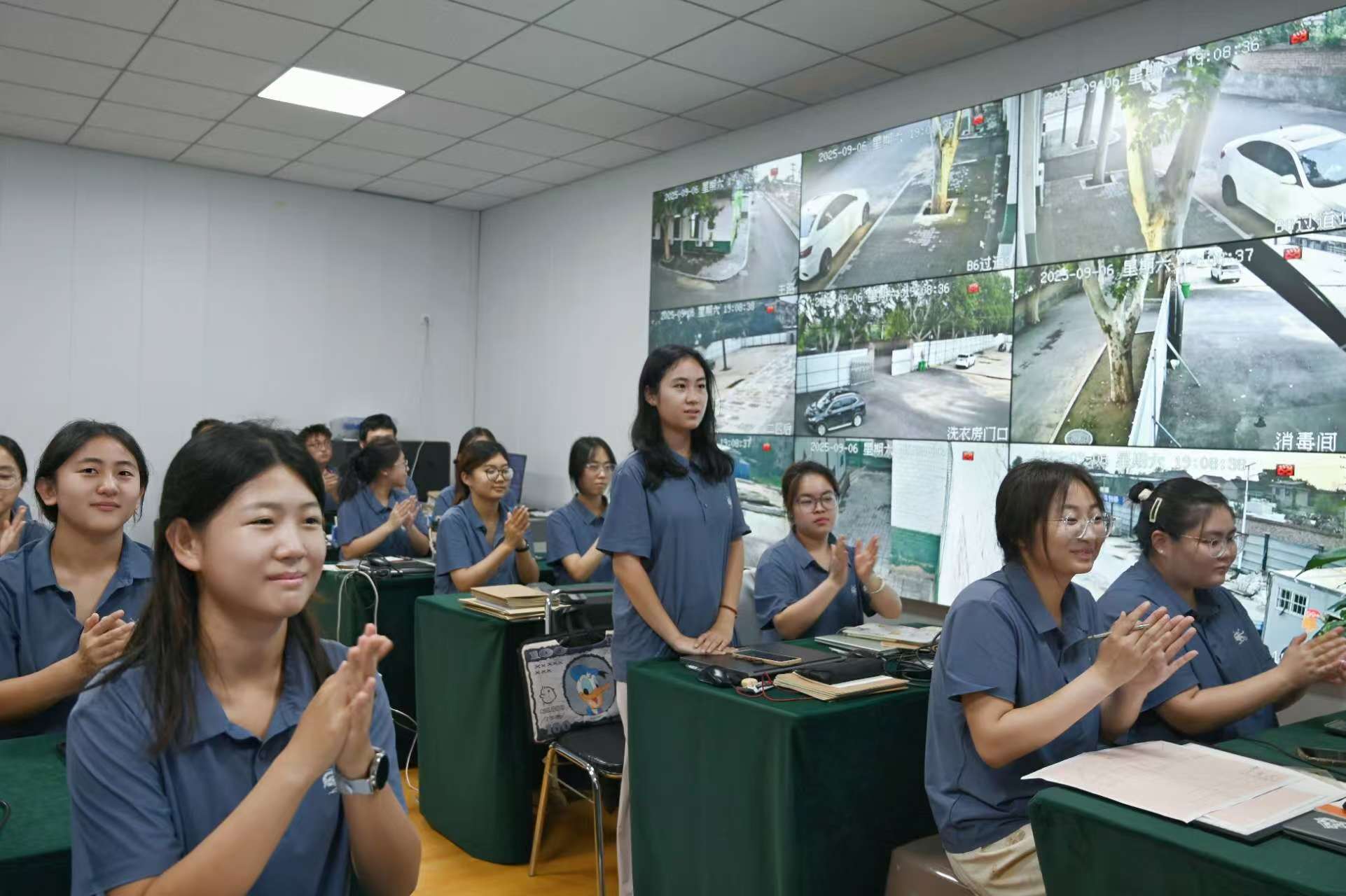 微信图片_20250925083702_659_16.jpg